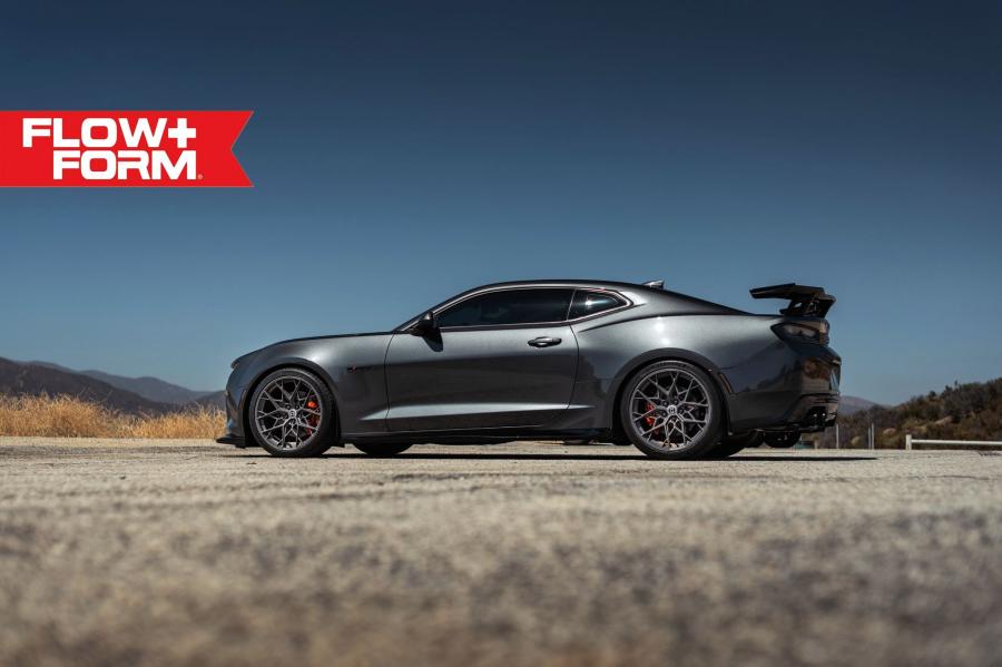  Chevrolet Camaro SS on HRE Wheels (FF10) 2019 года  (фото 2 из 8)